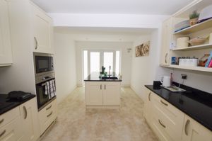 Kitchen- click for photo gallery